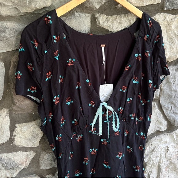 NEW Size Large Free People Everyone's Favorite Floral Mini Dress Black Combo - Picture 4 of 8